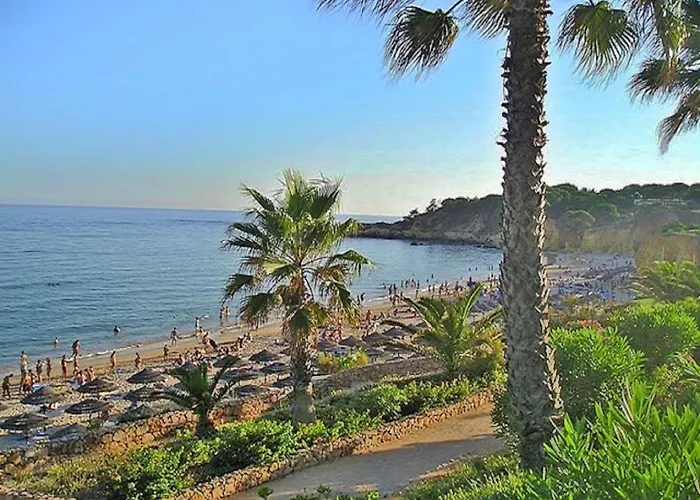 Villa V4, Jardins Branqueira3 Near Beach, Albufeira