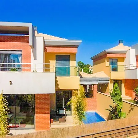 V4, Jardins Branqueira3 Near Beach,