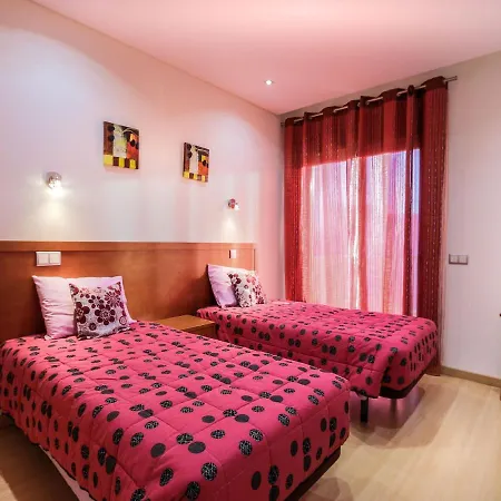 Вилла V4, Jardins Branqueira3 Near Beach,