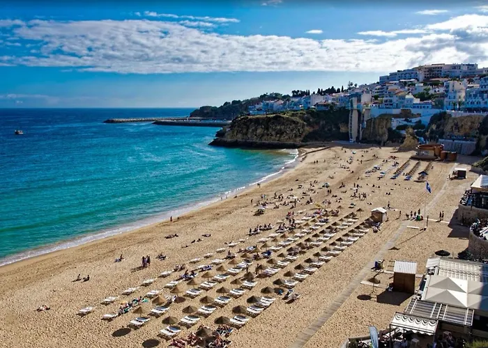 V4, Jardins Branqueira3 Near Beach, Αλμπουφέιρα